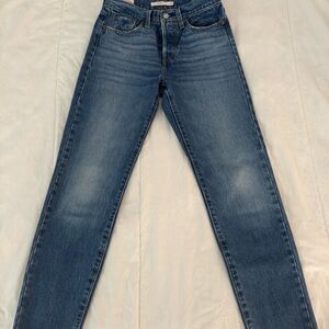 Levi's Women's Wedgie Icon High-Rise Jeans